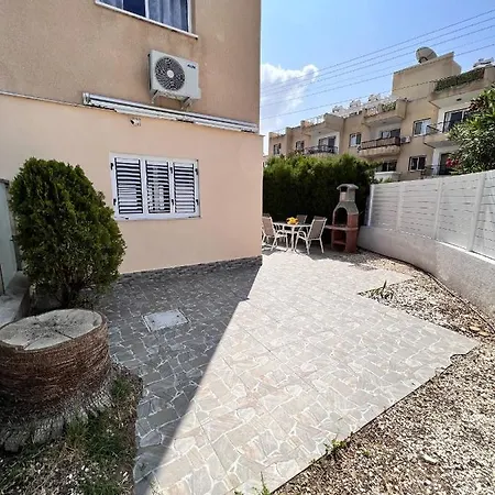 Pafia Sunbeach Townhouse Пафос