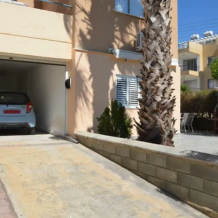 Дом отдыха Pafia Sunbeach Townhouse Пафос